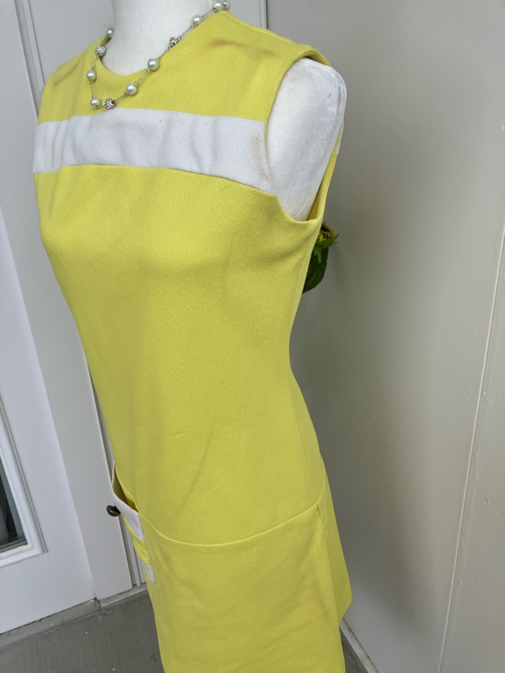 Vintage 60s Mod Bright Yellow White Stripe Knee Length Boxy Sleeveless Dress - Picture 8 of 14